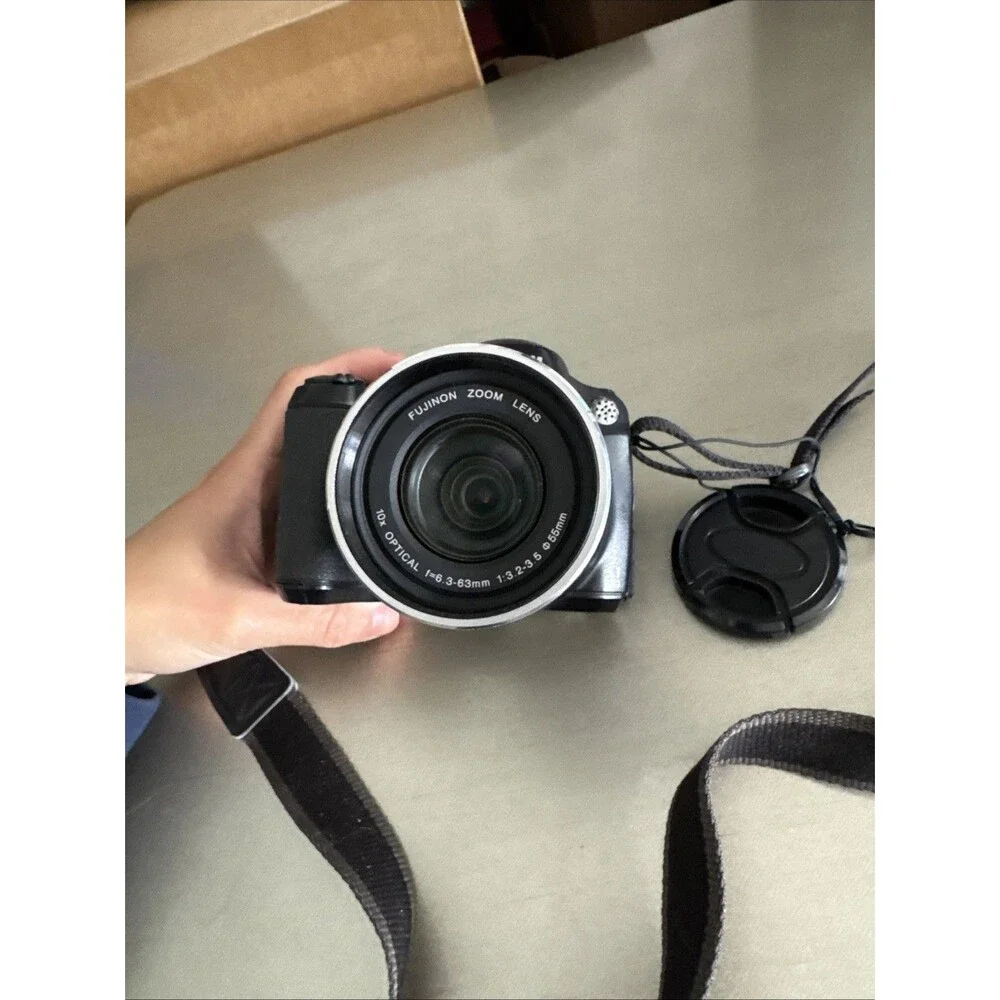 Fujifilm FinePix S5200 5.1MP Digital Camera - Y2K Digicam - Tested + 1GB xD Card
